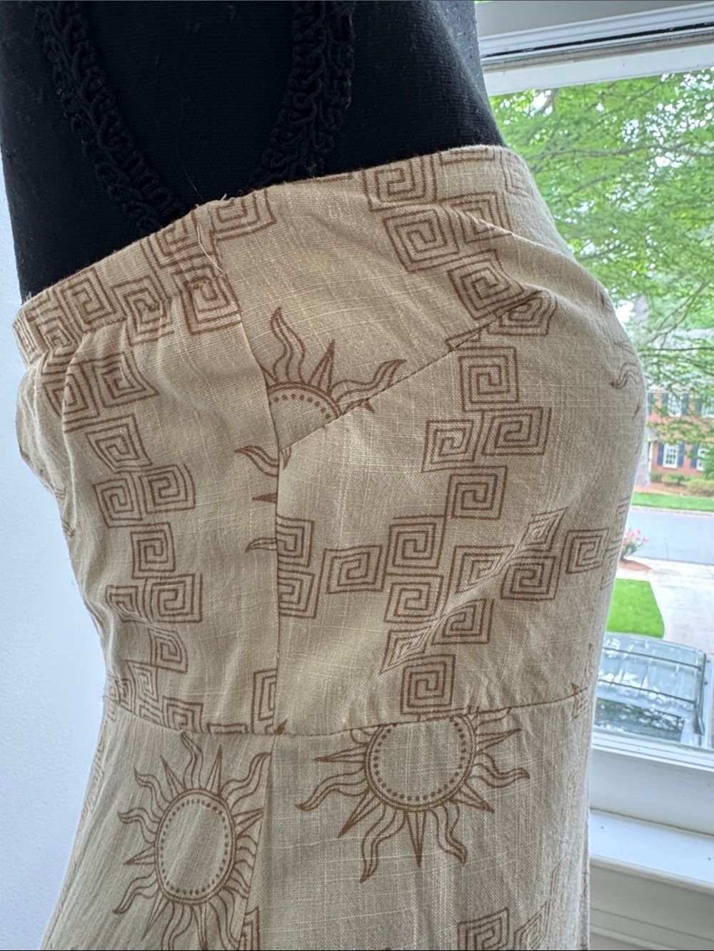 Sun-Print Strapless Summer Dress in Beige - Picture 4 of 16